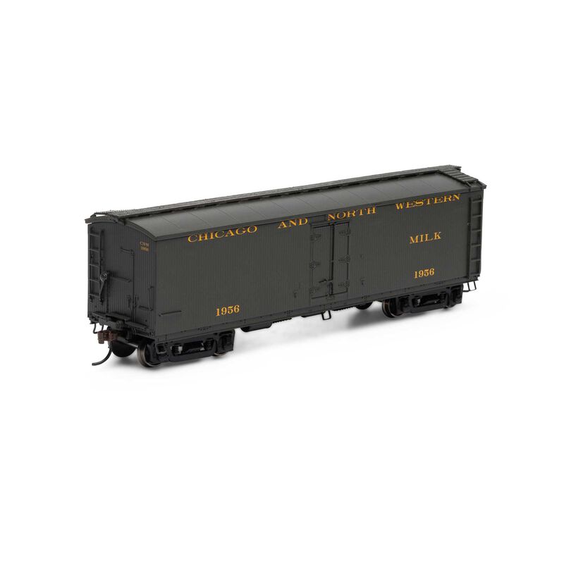 HO 40' Pfaudler Milk Car, C&NW #1956