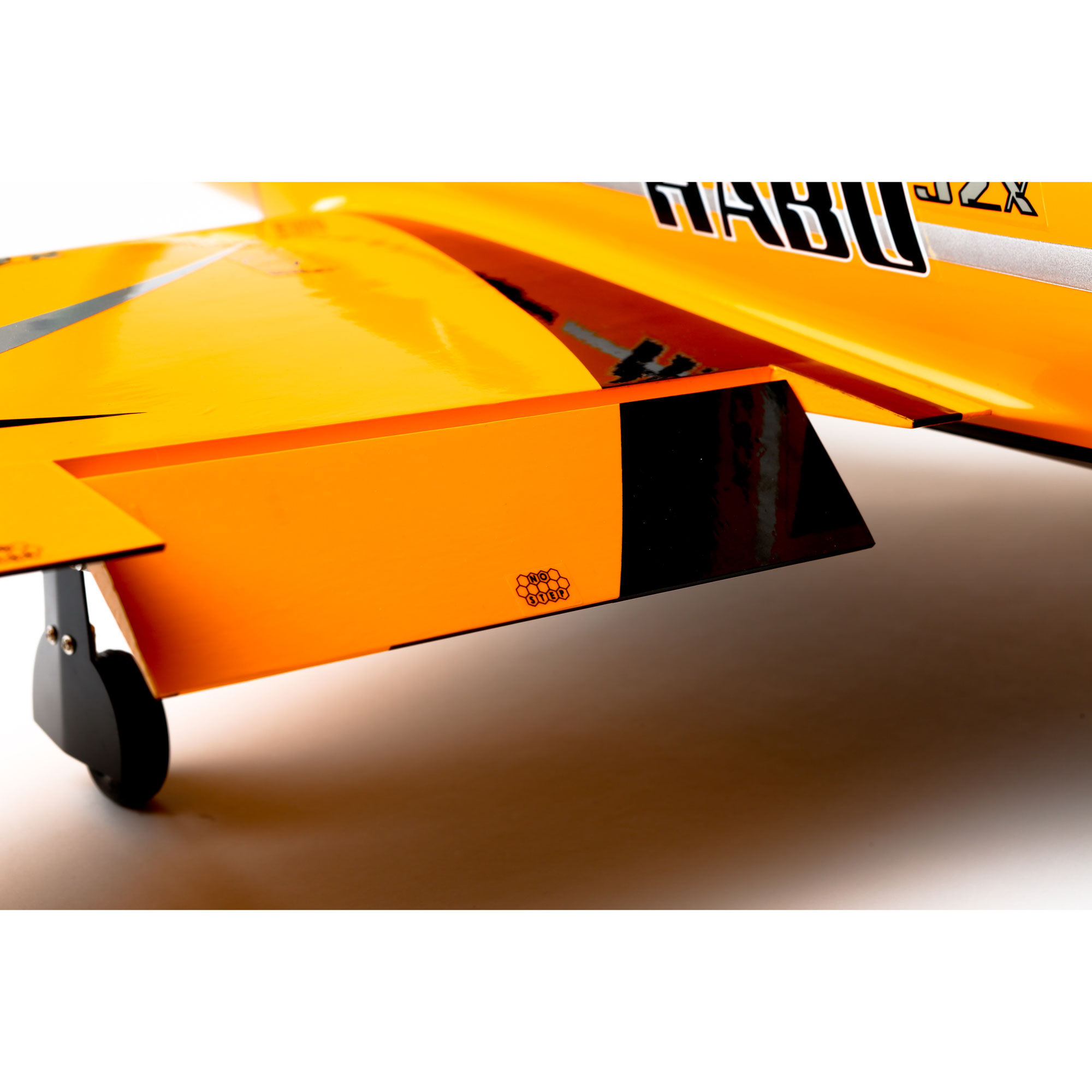 E-flite Habu 32x 80mm EDF Jet ARF | Tower Hobbies