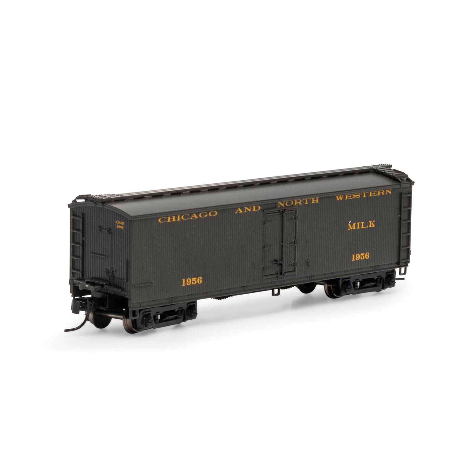 N 40' Pfaudler Milk Car, C&NW #1956