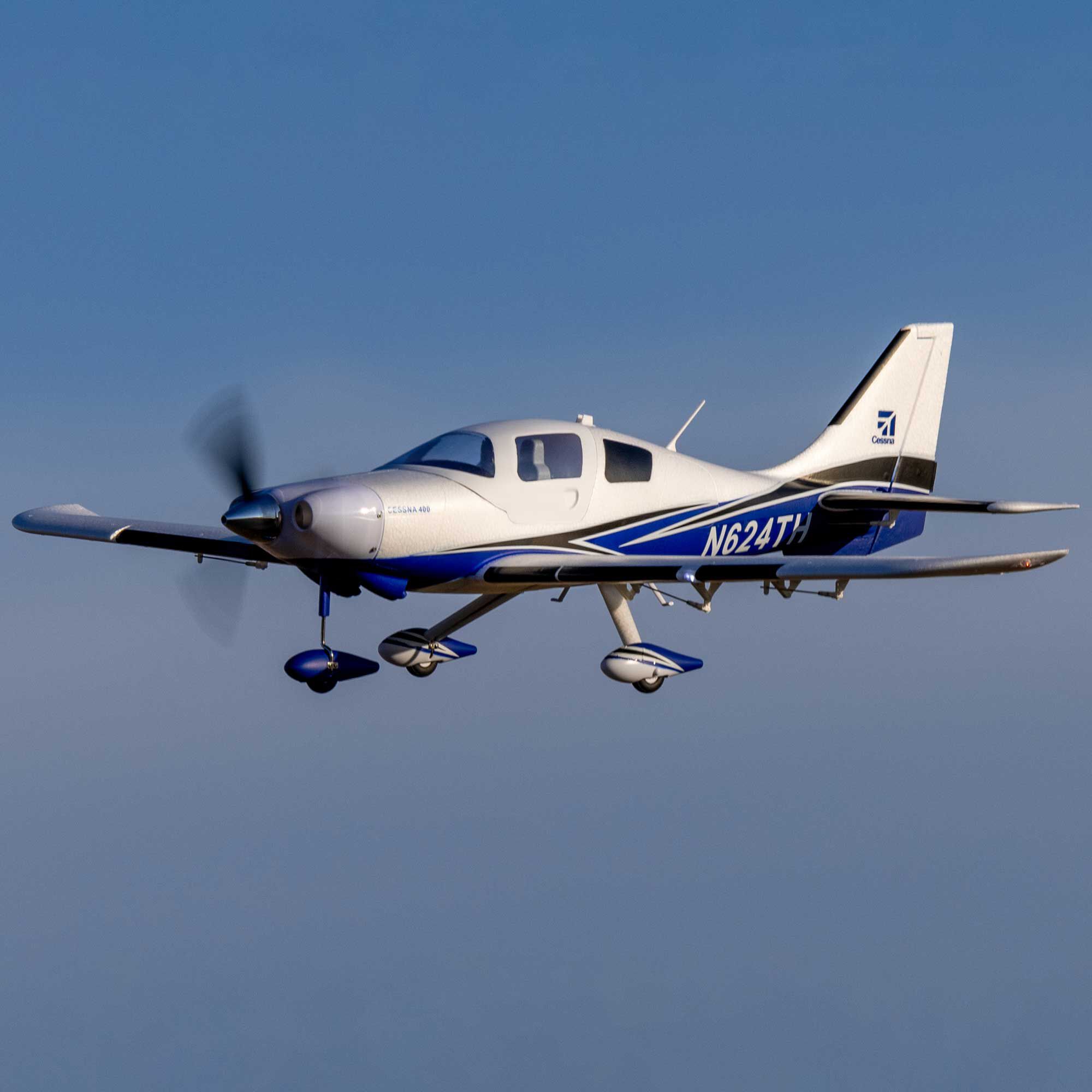 Tower Hobbies Cessna 400 1.1m PNP | Tower Hobbies