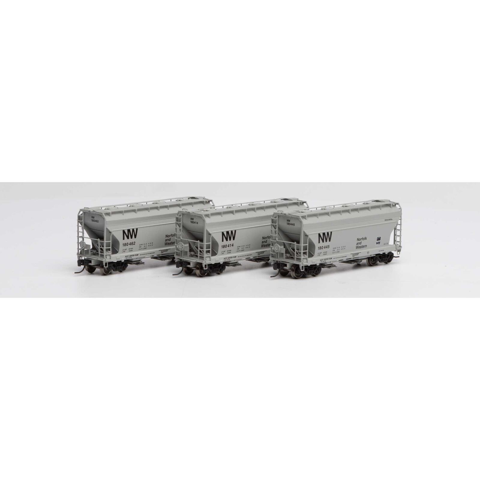 N ACF 2970 Covered Hopper, N&W (3)