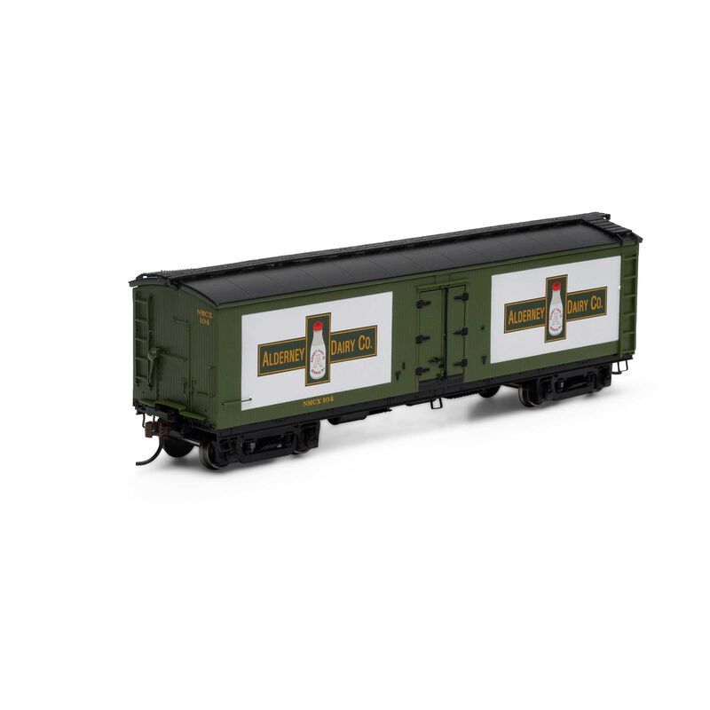 HO 40' Pfaudler Milk Car, Alderney Dairy #104