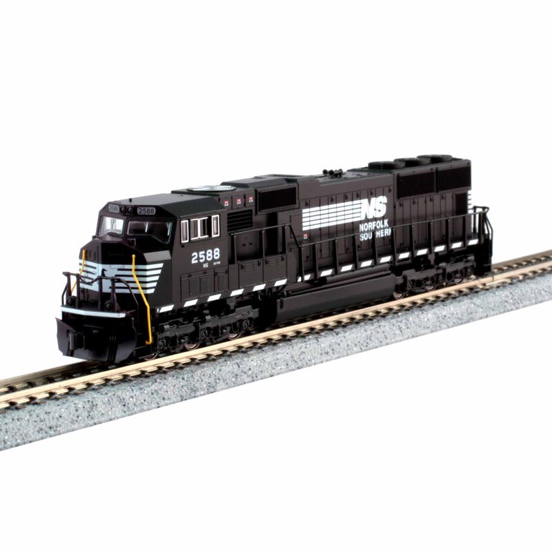 N SD70M Locomotive, Flat Radiator Norfolk Southern #2586