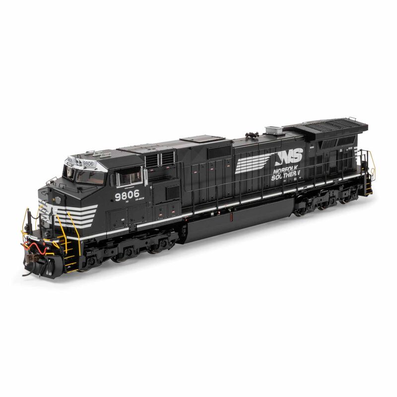 HO GE Dash 9-40CW Locomotive with DCC & Sound, NS #9806