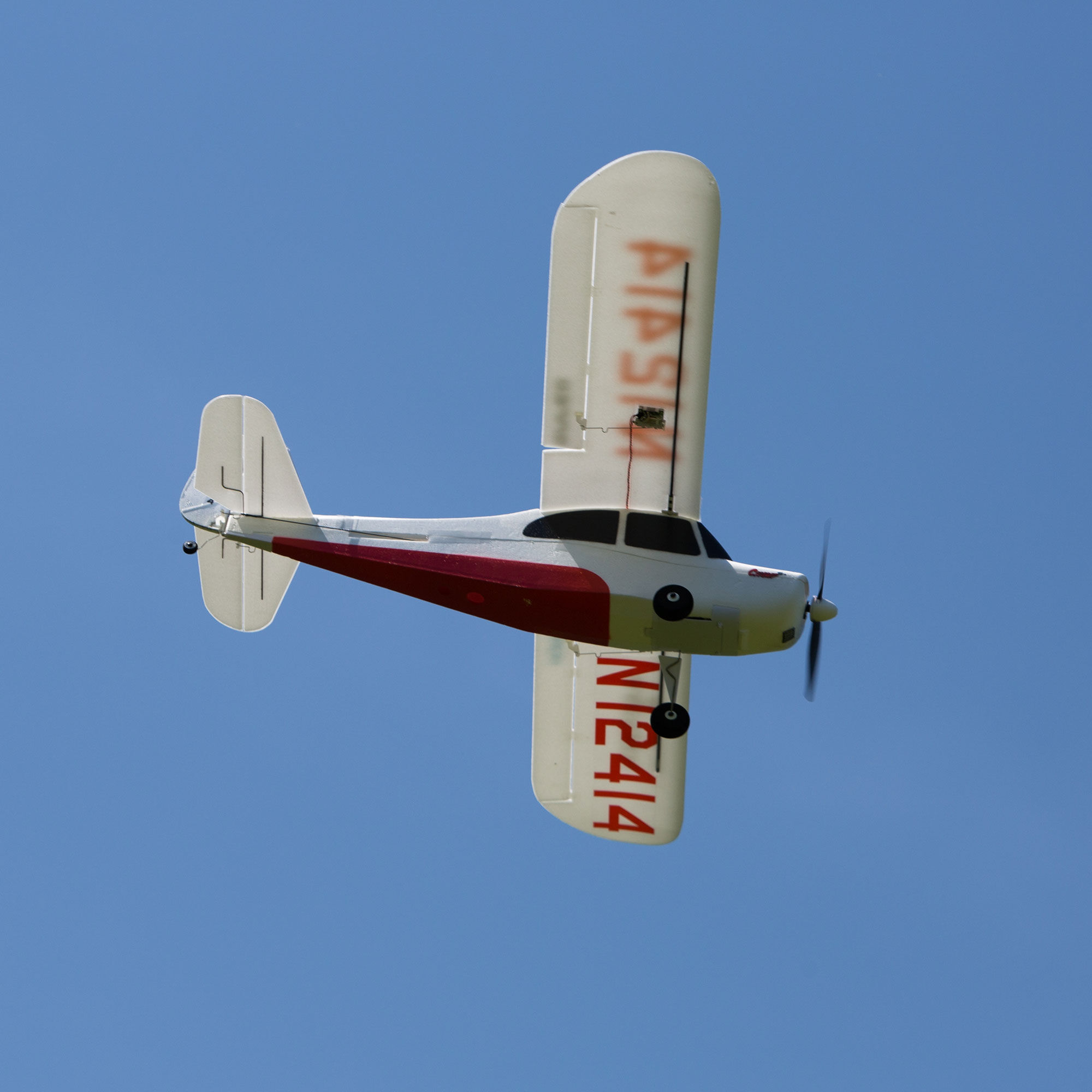 CHAMP S+ （ホライズンホビー Horizon　Hobby） Horizon Hobby Champ S+ Review | Flite Test