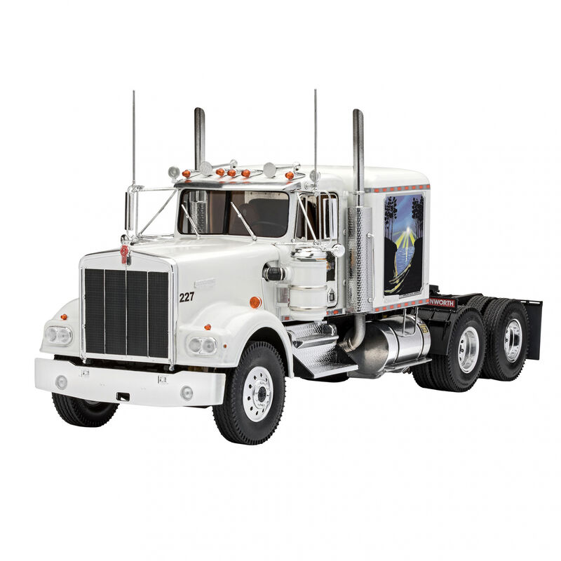 1/25 Kenworth W-900 Semi