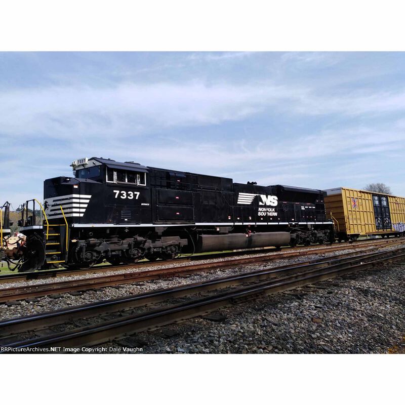Kato USA, Inc. N SD70ACu NS #7337 (Cab HL) w/ Sound