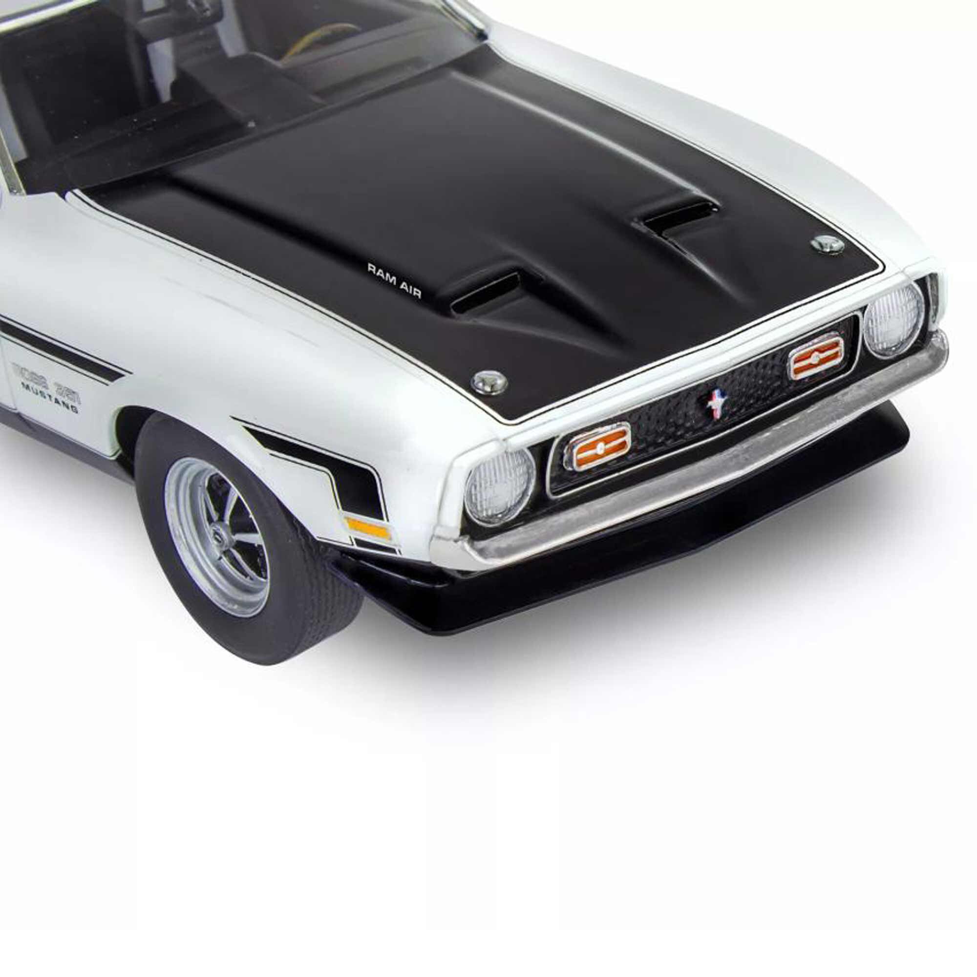 CARRERA REVELL OF AMERICAS INC 1/25 1971 Mustang Boss 351 | Tower