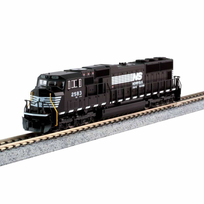 N SD70M Locomotive, Flat Radiator Norfolk Southern #2581