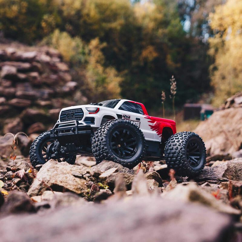 1/10 GRANITE 4X4 RTR Brushed Monster Truck