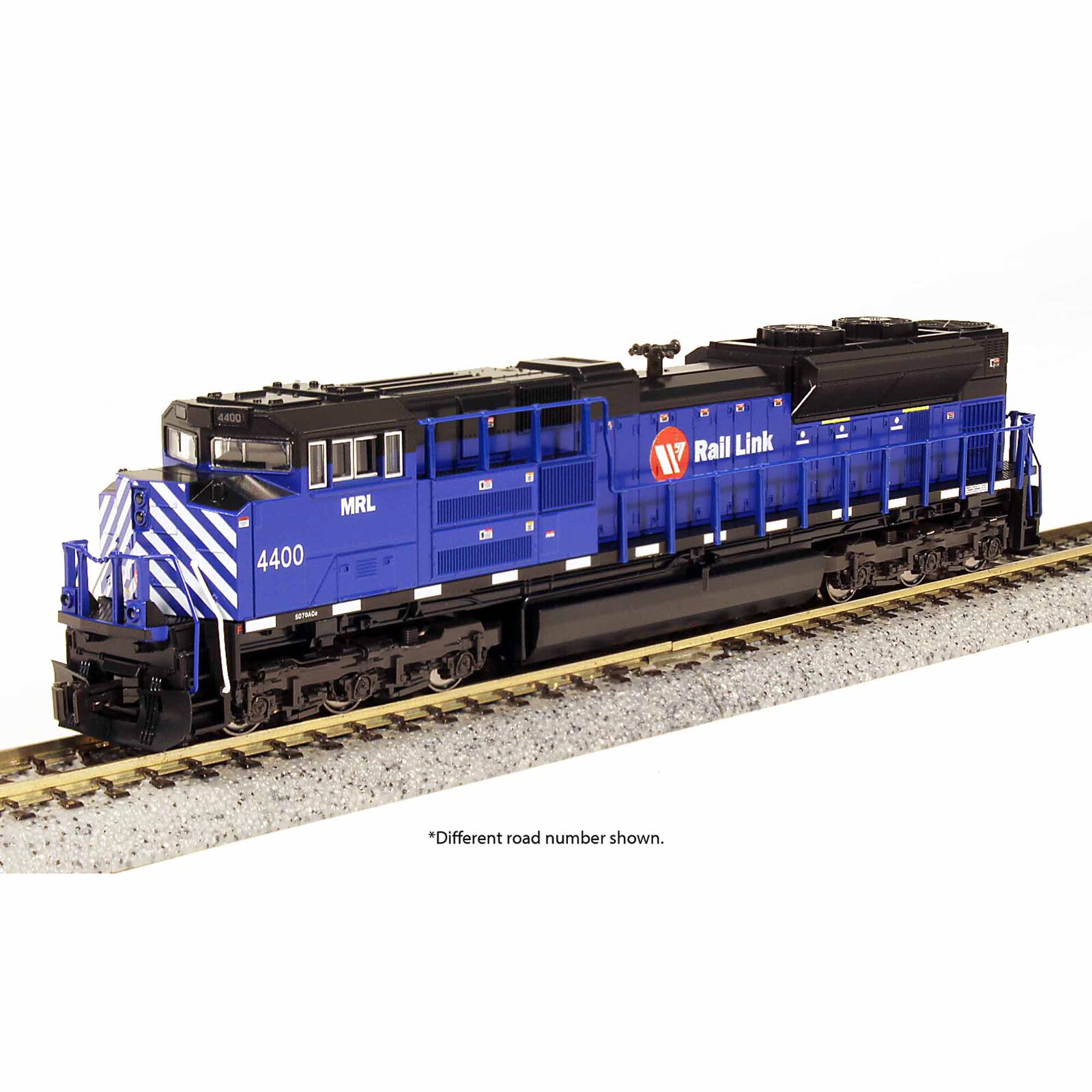 N SD70ACe Nose Headlights Montana Rail Link with DCC, #4401
