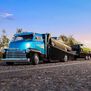 1/10 Custom 1953 Chevrolet Cab Over Engine Hauler RTR, Metallic Blue
