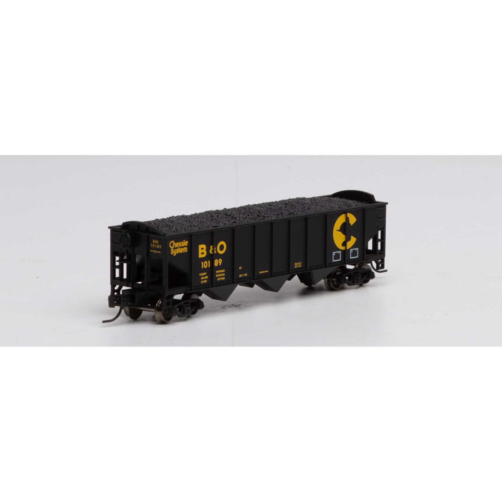 N 40' 3-Bay Ribbed Hopper with Load, B&O #10189