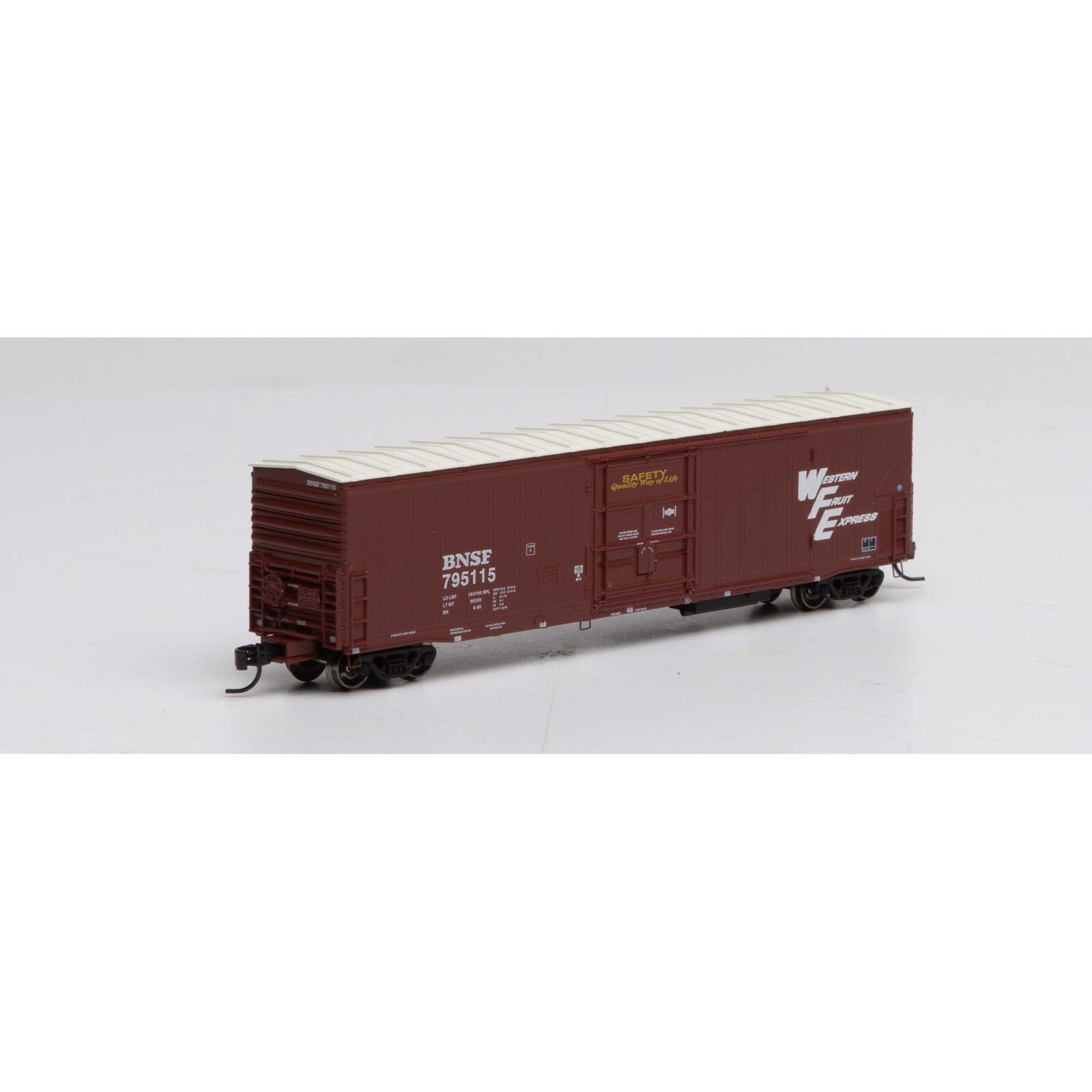 N FGE 57' Mechanical Reefer with Sound, BNSF #795115