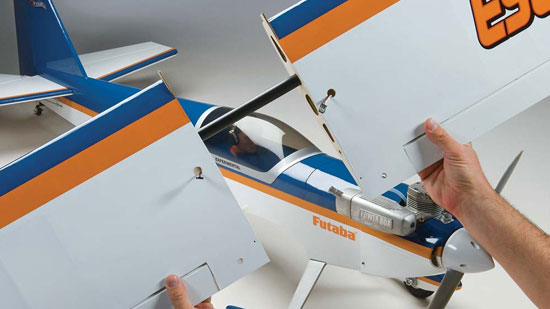Great Planes Escapade Sport/Aerobatic GP/EP ARF - two-piece wing
