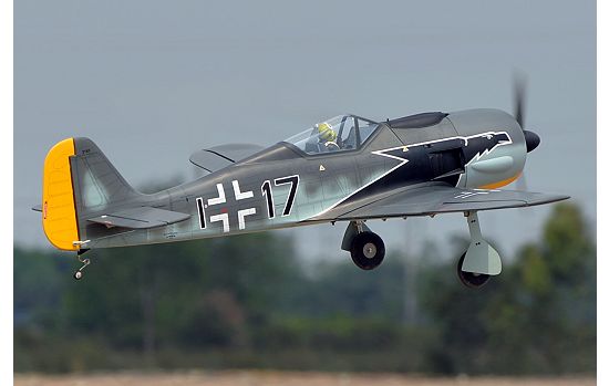 Phoenix Model Focke-Wulf FW190 GP/EP 16% Size 1.20 or 20cc ARF - Flight Performance